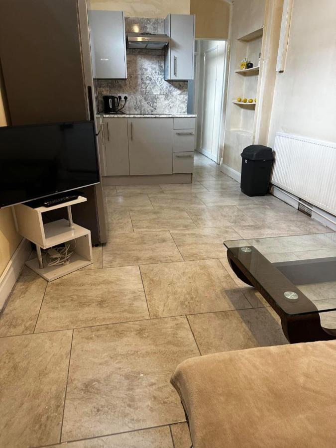 Bloomsbury Apartments - Edgware London المظهر الخارجي الصورة